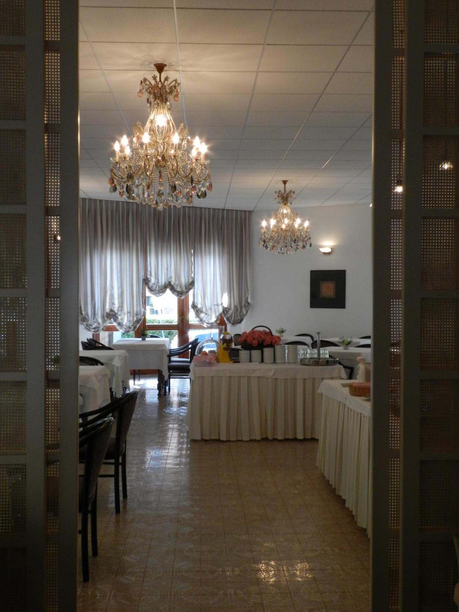 Park Hotel Albisola Superiore Extérieur photo